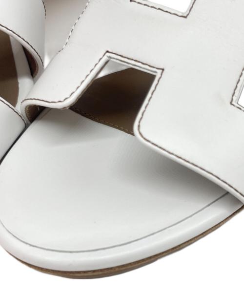 HERMES（エルメス）HERMES (エルメス) レディスサンダル 《オアジス》 ホワイト サイズ:36の古着・服飾アイテム