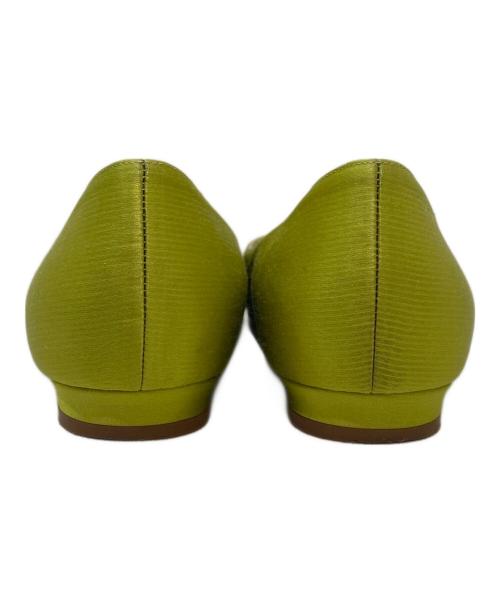 Manolo Blahnik（マノロブラニク）Manolo Blahnik (マノロブラニク) ビジューフラットパンプス ライムグリーン サイズ:36 1/2の古着・服飾アイテム