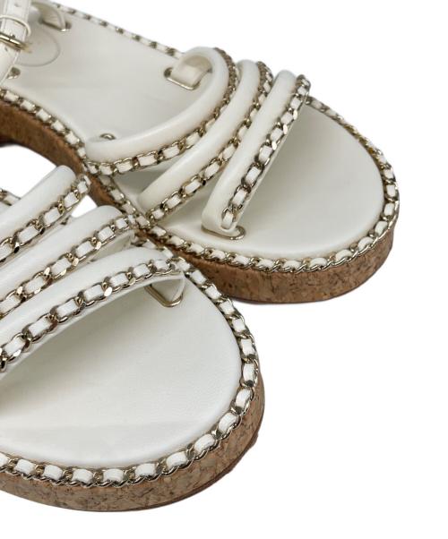 CHANEL（シャネル）CHANEL (シャネル) チェーン レザー サンダル ホワイト サイズ:38Cの古着・服飾アイテム