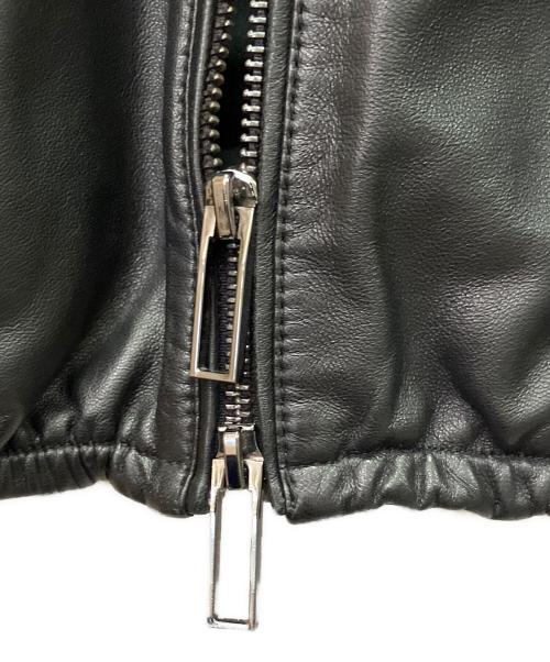 EMPORIO ARMANI（エンポリオ アルマーニ）EMPORIO ARMANI (エンポリオアルマーニ) フーデットレザージャケット ブラック サイズ:48の古着・服飾アイテム