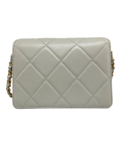 CHANEL（シャネル）CHANEL (シャネル) マトラッセ チェーン ショルダーバッグ ライトグレー サイズ:19の古着・服飾アイテム