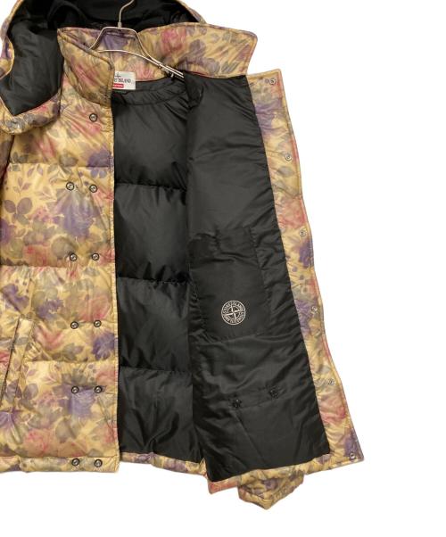 SUPREME（シュプリーム）SUPREME (シュプリーム) STONE ISLAND (ストーンアイランド) Lamy Cover Stampato Puffy Jacket マルチカラー サイズ:XLの古着・服飾アイテム