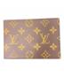 LOUIS VUITTON（ルイ ヴィトン）の古着「ポルト カルト・クレディ プレッシオン」｜ブラウン