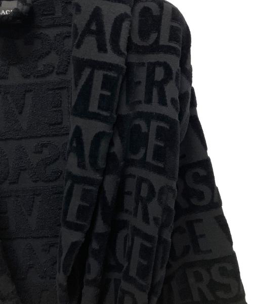 VERSACE（ヴェルサーチェ）VERSACE (ヴェルサーチェ) ILOVE BAROQUE Bathrobe ブラック サイズ:XLの古着・服飾アイテム
