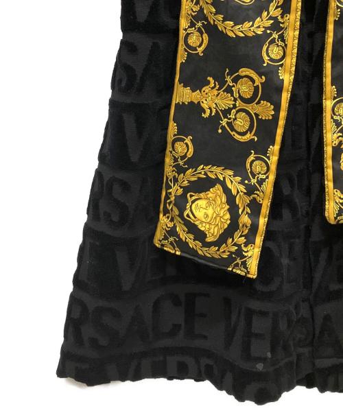 VERSACE（ヴェルサーチェ）VERSACE (ヴェルサーチェ) ILOVE BAROQUE Bathrobe ブラック サイズ:XLの古着・服飾アイテム