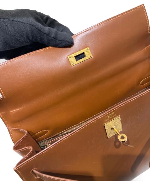 HERMES（エルメス）HERMES (エルメス) ケリー32 外縫い/ギロッシュ金具/ボックスカーフ/ブラウン/□G刻印 ブラウン サイズ:32の古着・服飾アイテム