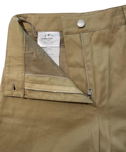 PRADA（プラダ）PRADA (プラダ) プレート付 ワイドパンツ ベージュ サイズ:36の古着・服飾アイテム