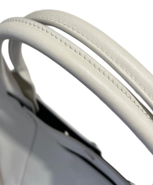 Maison Margiela（メゾンマルジェラ）Maison Margiela (メゾンマルジェラ) MEMORY OF M ハンドバッグ ホワイト サイズ:-の古着・服飾アイテム