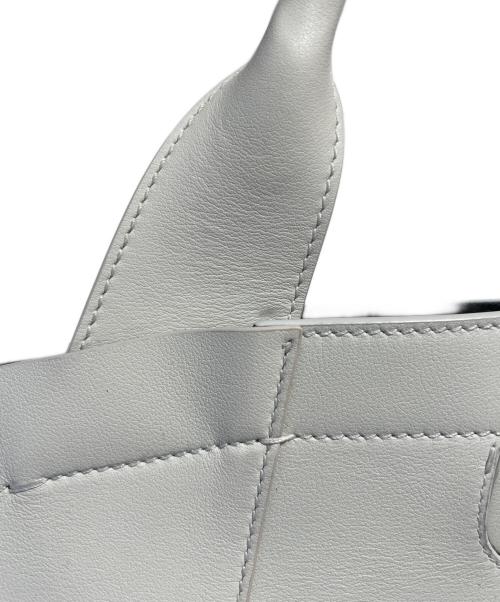 Maison Margiela（メゾンマルジェラ）Maison Margiela (メゾンマルジェラ) MEMORY OF M ハンドバッグ ホワイト サイズ:-の古着・服飾アイテム