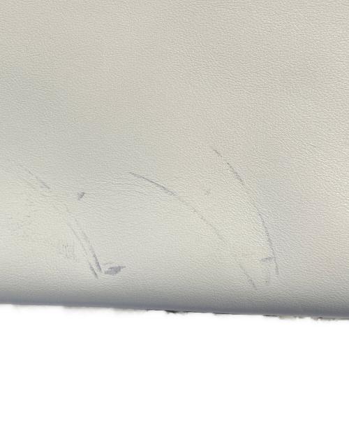 Maison Margiela（メゾンマルジェラ）Maison Margiela (メゾンマルジェラ) MEMORY OF M ハンドバッグ ホワイト サイズ:-の古着・服飾アイテム