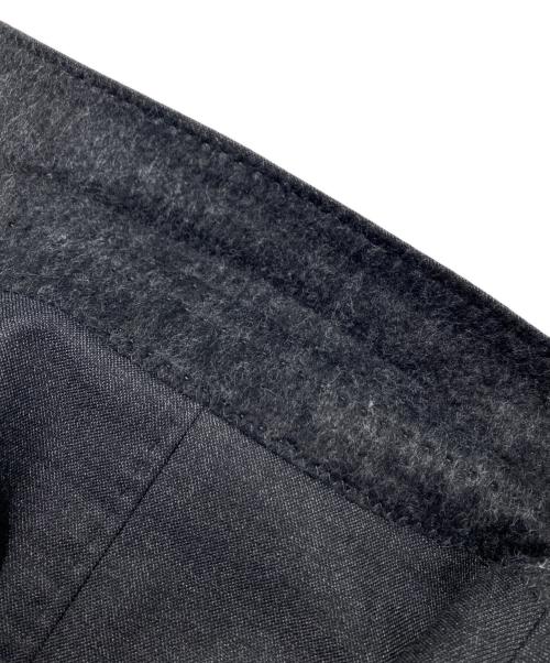 BRUNELLO CUCINELLI（ブルネロクチネリ）BRUNELLO CUCINELLI (ブルネロクチネリ) 3B中綿ロングコート/チェスターコート グレー サイズ:52の古着・服飾アイテム