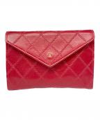 CHANELシャネル）の古着「マトラッセ マルチケース」｜レッド