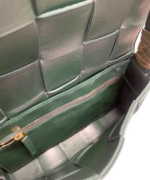 BOTTEGA VENETA（ボッテガベネタ）BOTTEGA VENETA (ボッテガベネタ) クロスボディ ショルダーバッグ グリーン サイズ:クラシックの古着・服飾アイテム