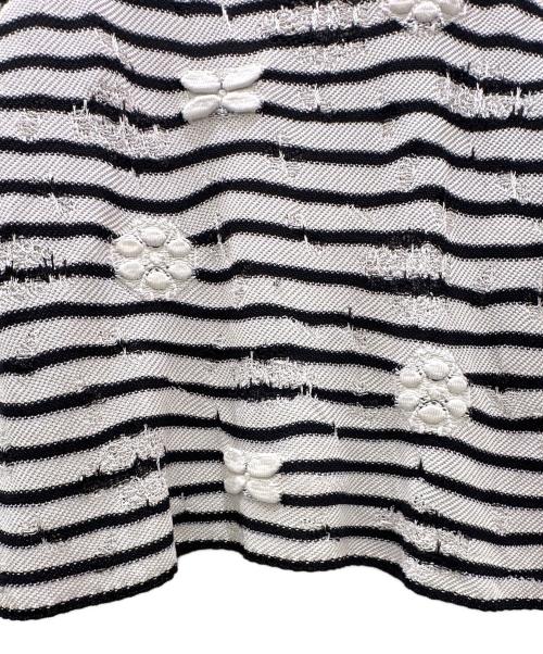 CHANEL（シャネル）CHANEL (シャネル) コットンレーヨンボタン半袖ニット ホワイト×ブラック サイズ:34の古着・服飾アイテム