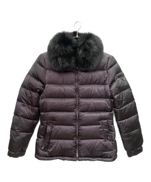 PRADA（プラダ）PRADA (プラダ) ロゴプレート付ファーダウンジャケット ブラック サイズ:42の古着・服飾アイテム