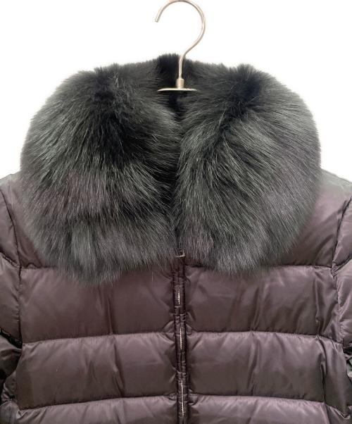 PRADA（プラダ）PRADA (プラダ) ロゴプレート付ファーダウンジャケット ブラック サイズ:42の古着・服飾アイテム