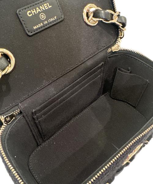 CHANEL（シャネル）CHANEL (シャネル) チェーンショルダーバニティバッグ ブラックの古着・服飾アイテム