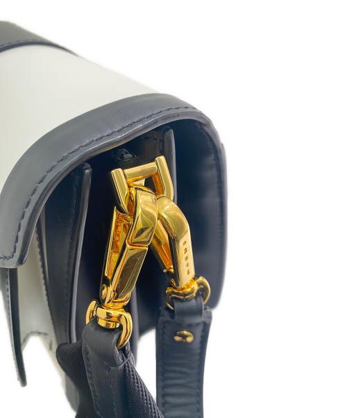 MARNI（マルニ）MARNI (マルニ) レザートランクショルダーバッグ ブラック×ホワイトの古着・服飾アイテム