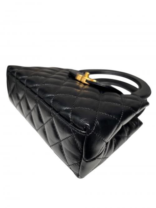 CHANEL（シャネル）CHANEL (シャネル) マトラッセ ミニショッピングバッグ ブラック×ゴールド金具 サイズ:-の古着・服飾アイテム