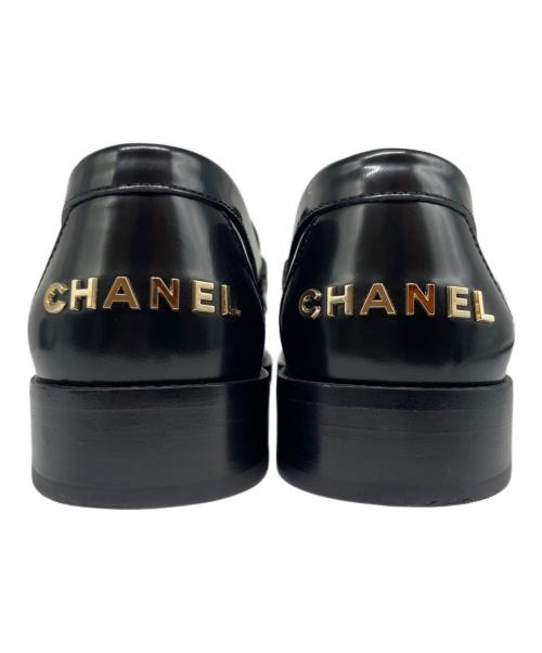 CHANEL（シャネル）CHANEL (シャネル) CHANELロゴ レザーローファー ブラック サイズ:37cの古着・服飾アイテム