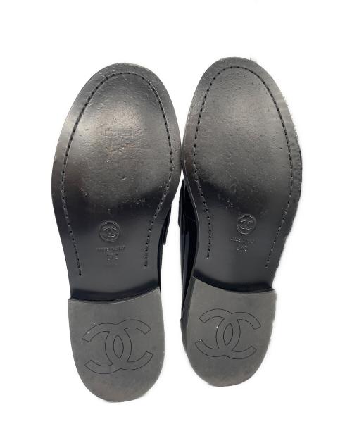 CHANEL（シャネル）CHANEL (シャネル) CHANELロゴ レザーローファー ブラック サイズ:37cの古着・服飾アイテム