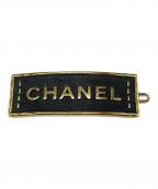 CHANELシャネル）の古着「CHANELロゴ バレッタ」｜ゴールド×ブラック