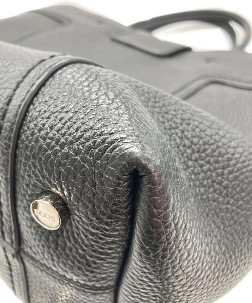 TOD'S（トッズ）TOD'S (トッズ) ダブルＴミディアムレザーハンドバッグ ブラックの古着・服飾アイテム