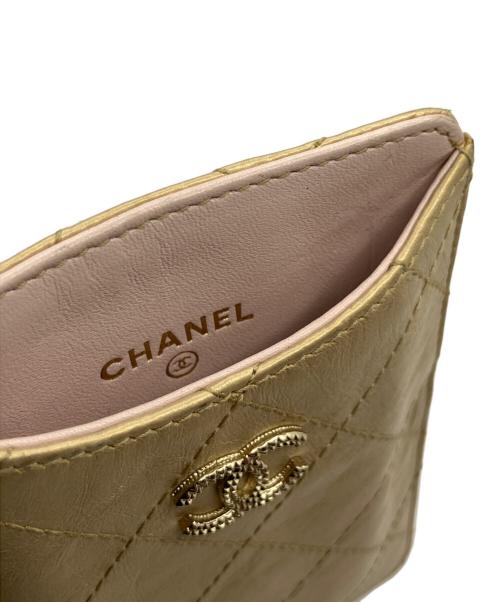 CHANEL（シャネル）CHANEL (シャネル) Matrasse Multi Case/マトラッセ マルチケース/キルティングカードケース ゴールドの古着・服飾アイテム