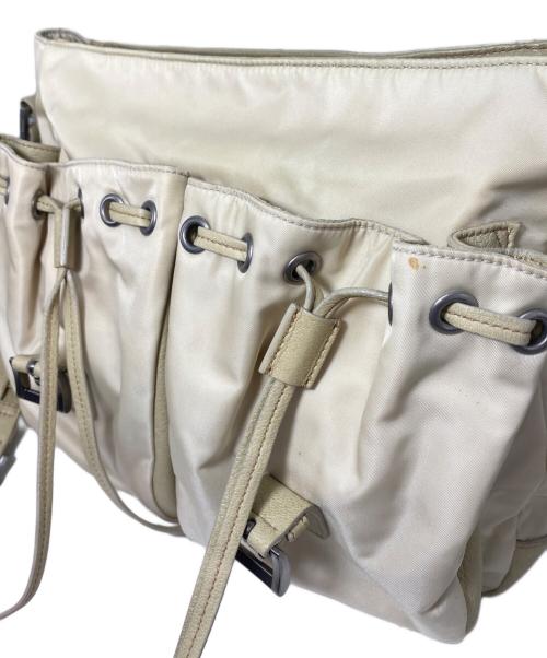 PRADA（プラダ）PRADA (プラダ) パンチングショルダーバッグ ベージュの古着・服飾アイテム