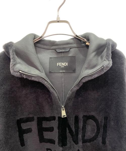 FENDI（フェンディ）FENDI (フェンディ) レザー切替FENDIロゴムートンパーカー グレー サイズ:48の古着・服飾アイテム