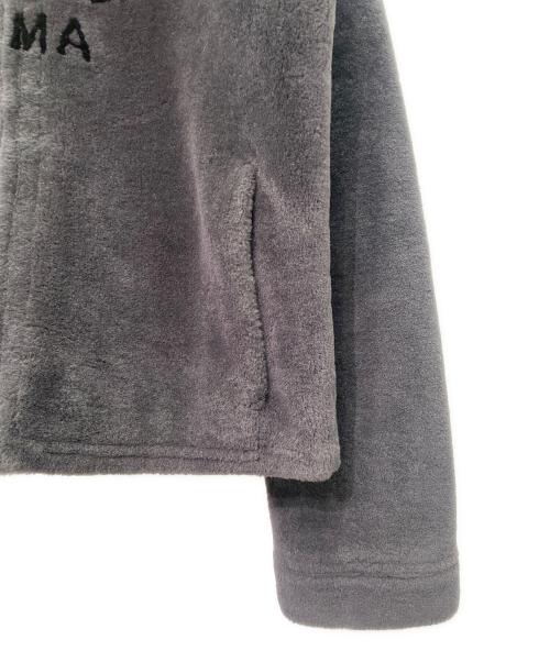 FENDI（フェンディ）FENDI (フェンディ) レザー切替FENDIロゴムートンパーカー グレー サイズ:48の古着・服飾アイテム