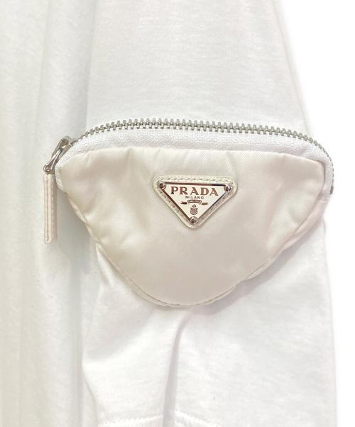 PRADA（プラダ）PRADA (プラダ) トライアングル ロゴ アームポーチ 半袖 Tシャツ ホワイト サイズ:Sの古着・服飾アイテム