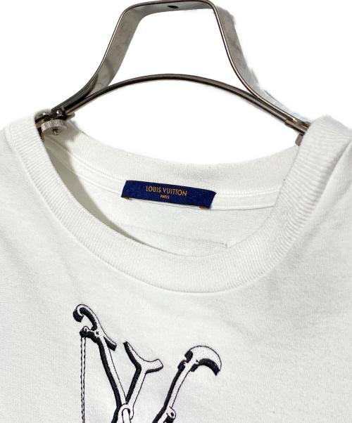 LOUIS VUITTON（ルイ ヴィトン）LOUIS VUITTON (ルイ ヴィトン) LVペンダント エンブロイダリーTシャツ ホワイト サイズ:Lの古着・服飾アイテム