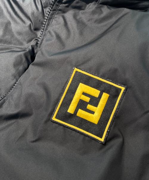 FENDI（フェンディ）FENDI (フェンディ) リバーシブル ダウンジャケット ブラック サイズ:46の古着・服飾アイテム