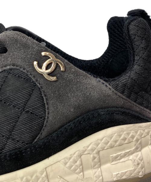 CHANEL（シャネル）CHANEL (シャネル) ファブリックスニーカー ブラック サイズ:41の古着・服飾アイテム