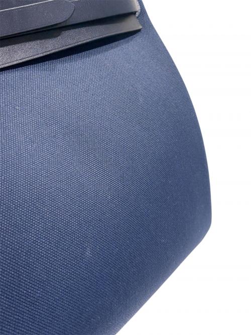 HERMES（エルメス）HERMES (エルメス) エールバッグジップ PM/シルバー金具/トワルオフィシエ×レザー/B刻印/2023年 ネイビー サイズ:PMの古着・服飾アイテム
