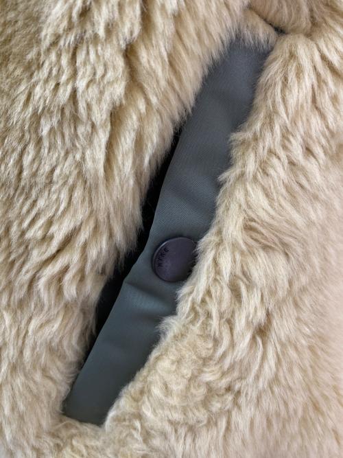 HYKE（ハイク）HYKE (ハイク) FAUX SHEARING TYPE MA―1 カーキ サイズ:Sの古着・服飾アイテム