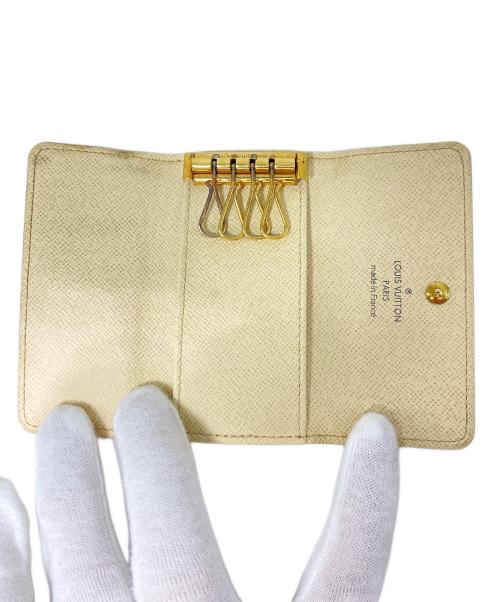 LOUIS VUITTON（ルイ ヴィトン）LOUIS VUITTON (ルイ ヴィトン) ミュルティクレ4/キーケース ホワイトの古着・服飾アイテム