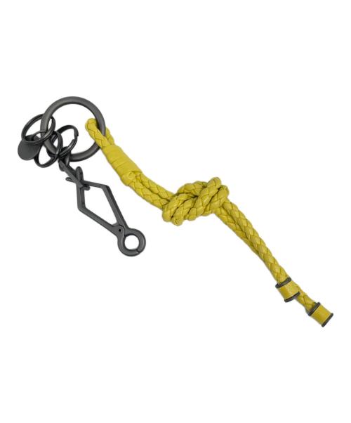 BOTTEGA VENETA（ボッテガベネタ）BOTTEGA VENETA (ボッテガベネタ) チャーム付きキーホルダー イエローの古着・服飾アイテム