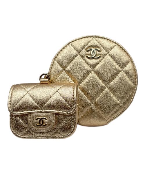 CHANEL（シャネル）CHANEL (シャネル) コインケース・Airpodsケース ゴールド 未使用品の古着・服飾アイテム