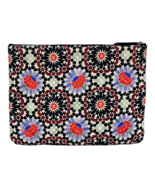 CHANEL（シャネル）CHANEL (シャネル) キルティングクラッチバッグ マルチカラーの古着・服飾アイテム