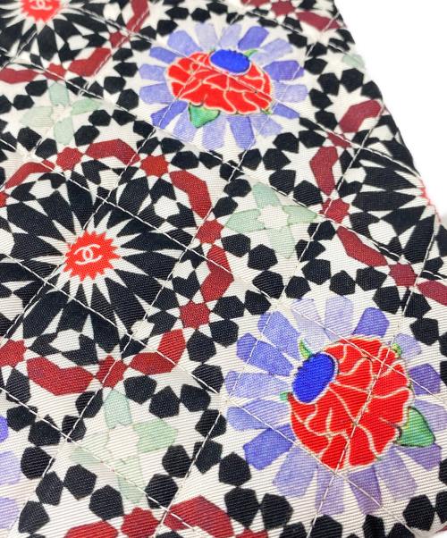 CHANEL（シャネル）CHANEL (シャネル) キルティングクラッチバッグ マルチカラーの古着・服飾アイテム