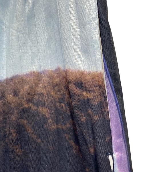 SUPREME（シュプリーム）SUPREME (シュプリーム) Damien Hirst (ダミアン ハースト) Soccer Short マルチカラー サイズ:Lの古着・服飾アイテム