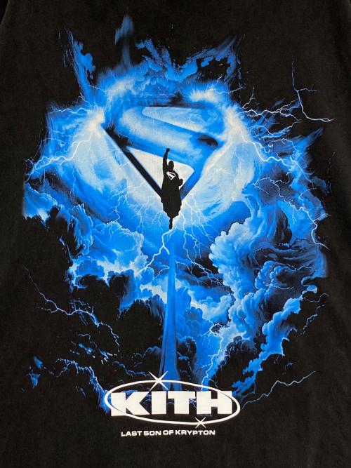 KITH（キス）KITH (キス) superman (スーパーマン) Lightning Vintage Tee ブラック サイズ:XLの古着・服飾アイテム