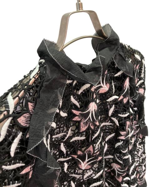 SELF PORTRAIT（セルフ ポートレイト）SELF PORTRAIT (セルフ ポートレイト) クロッシェフリルブラウス ブラック×ピンク サイズ:US8/UK12の古着・服飾アイテム