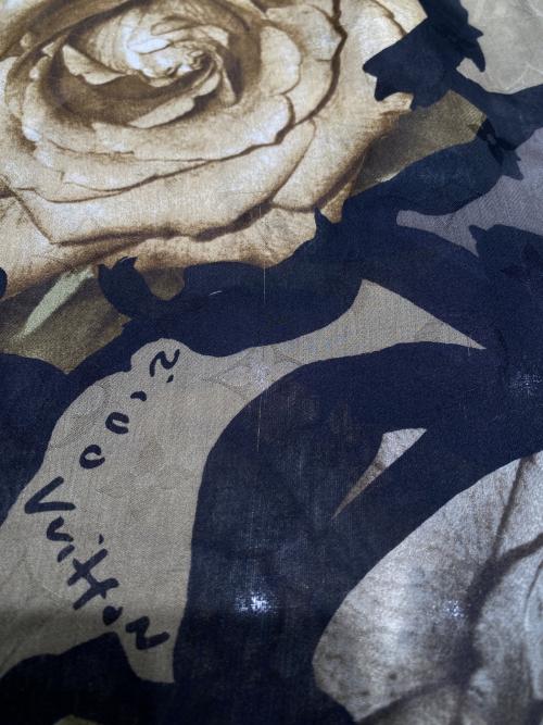 LOUIS VUITTON（ルイ ヴィトン）LOUIS VUITTON (ルイ ヴィトン) 総柄シルクストール カーキの古着・服飾アイテム