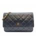 CHANEL（シャネル）の古着「マトラッセ チェーンウォレット」｜ブラック
