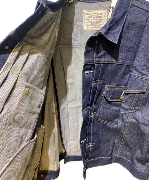 sacai（サカイ）sacai (サカイ) LEVI'S (リーバイス) 25SS ダブルネームドッキングデニムジャケット インディゴ サイズ:4の古着・服飾アイテム