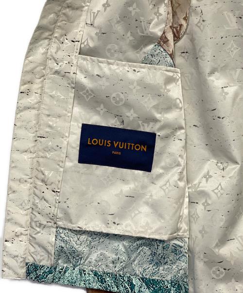 LOUIS VUITTON（ルイ ヴィトン）LOUIS VUITTON (ルイ ヴィトン) モノグラムグラデーションナイロンジップブルゾン ブラウン×ホワイト サイズ:48の古着・服飾アイテム