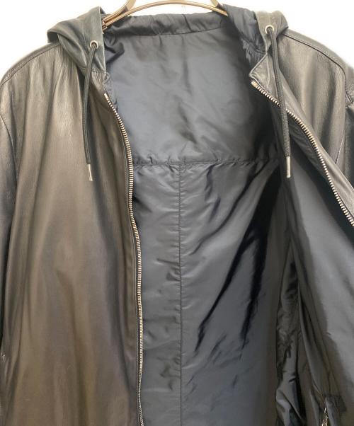 PRADA（プラダ）PRADA (プラダ) リバーシブルレザーフーディー ブラック×ネイビー サイズ:48の古着・服飾アイテム